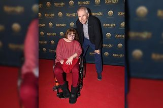 Tak vypadá pravá láska. Marek Eben se ukázal po dlouhé době na veřejnosti se svou ženou, která je upoutána na invalidní vozík